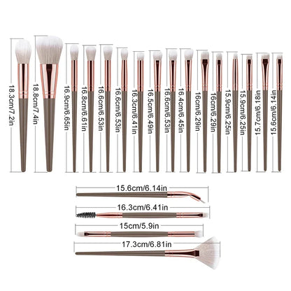 クラシックメイクブラシセット｜クリーム・パウダー・リキッド対応の多機能コスメブラシ - brushy