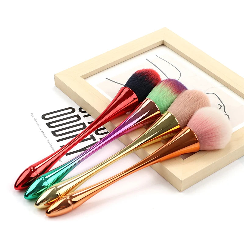 ローズゴールド フェイスブラシ 大型パウダー＆チークブラシ プロ仕様 メイクツール - brushy