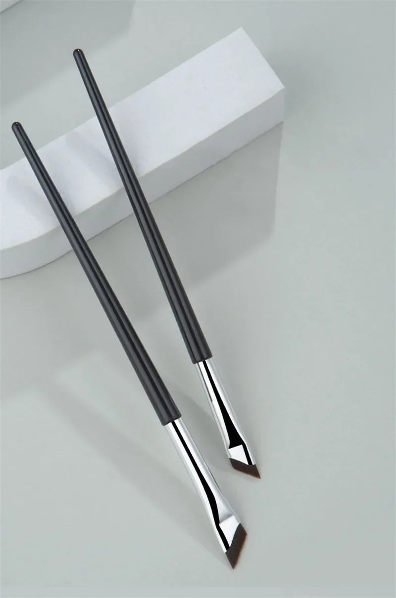 2本セット 極細 アイライナー・アイブロウブラシ 精密メイク用 - brushy