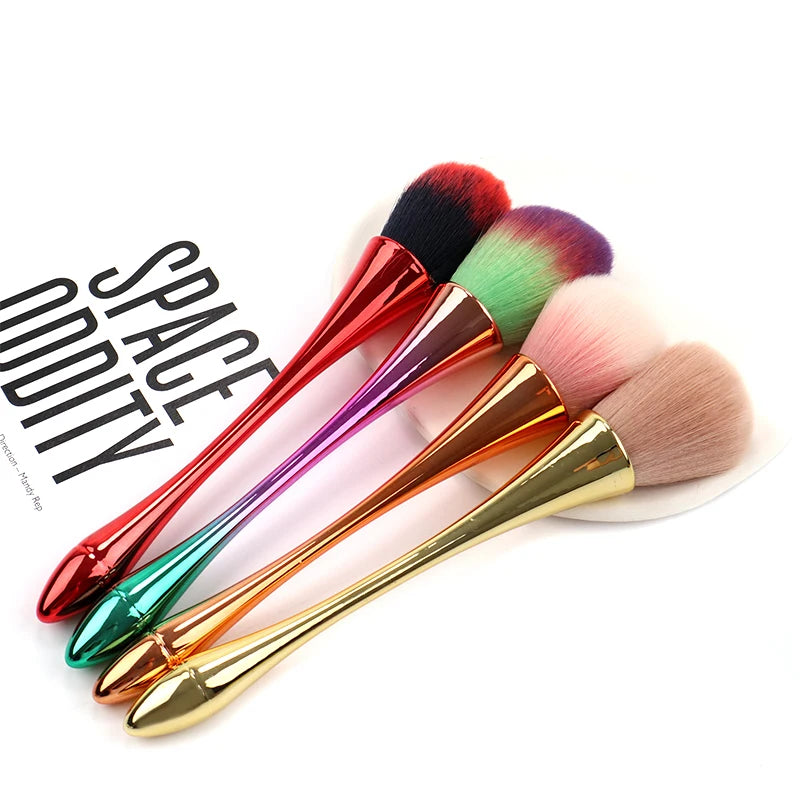 ローズゴールド フェイスブラシ 大型パウダー＆チークブラシ プロ仕様 メイクツール - brushy